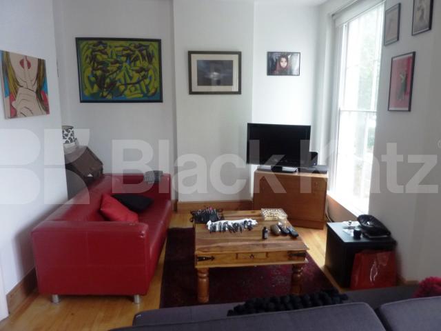 			1 Bedroom, 1 bath, 1 reception Flat			 Albert Street, REGENTS PARK / CAMDEN